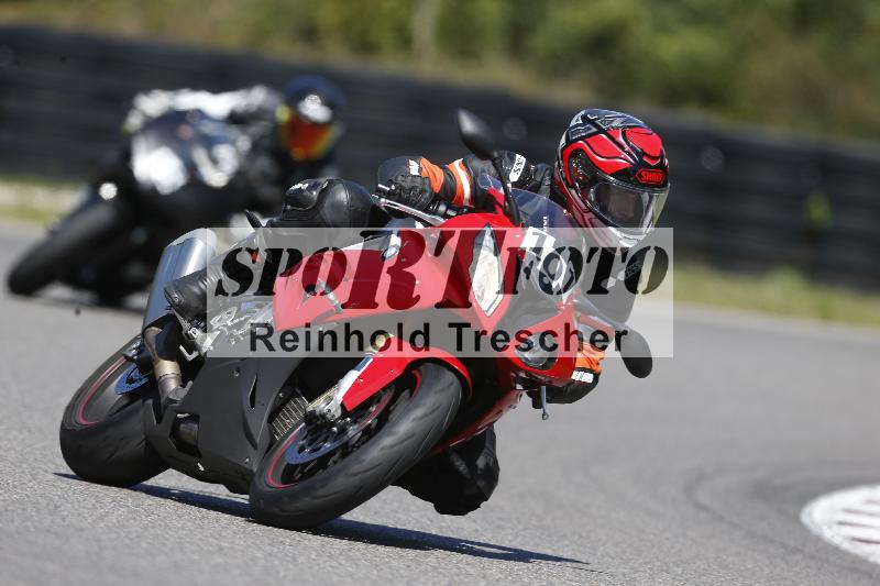 Archiv-2025/48 25.08.2025 Cornu Master School ADR/blau-bleu/101